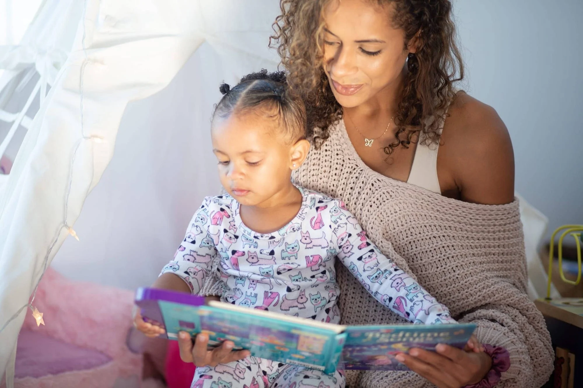 Pajamas and Books Commercial Nat Warr Photography 4