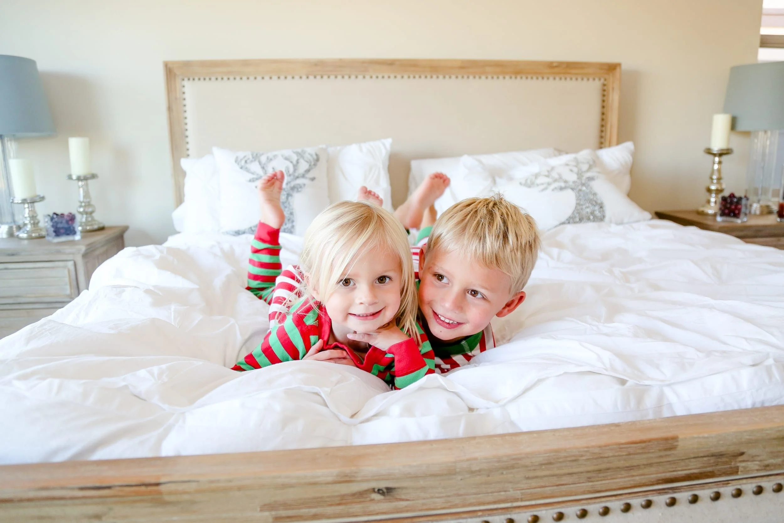Family Christmas Pajamas in Home Nat Warr Photography 5